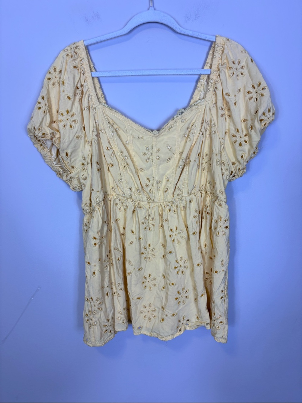 torrid Yellow Eyelet Peasant Short Sleeve Blouse Top 2X